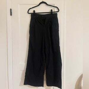 Banana Republic Factory Linen Black Pant - Size 2